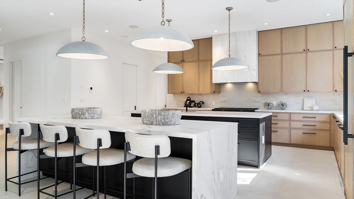 Kitchen island and pendants